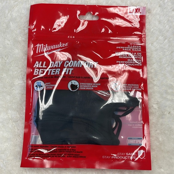 3/$30🛍 Milwaukee 3 Layer Performance Mask 1-Pack - Picture 9 of 14